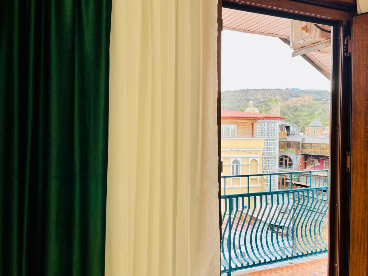 Quality Inn Тбилиси Екстериор снимка