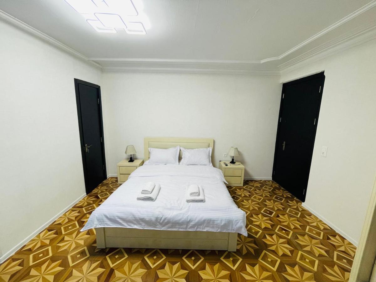 Quality Inn Тбилиси Екстериор снимка