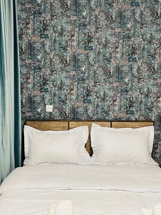 Quality Inn Тбилиси Екстериор снимка