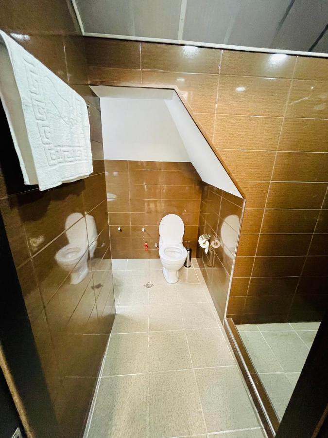 Quality Inn Тбилиси Екстериор снимка